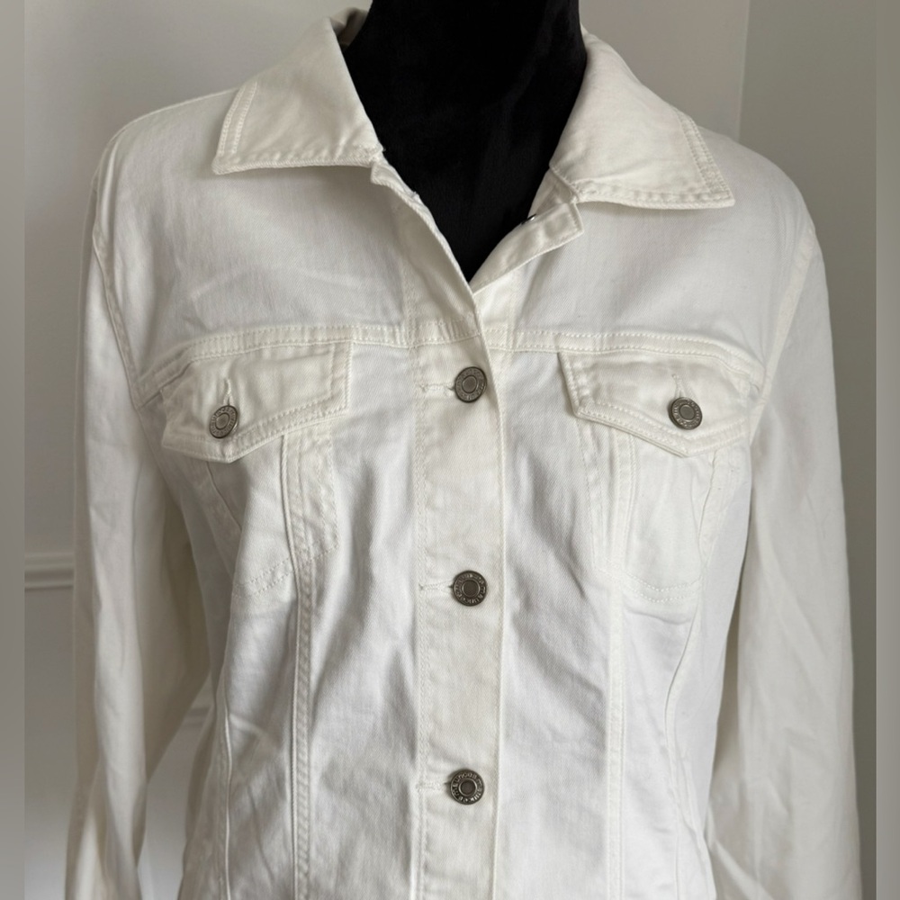 Maurices White Denim Jacket - Button Front Women’s XL JEAN JACKET